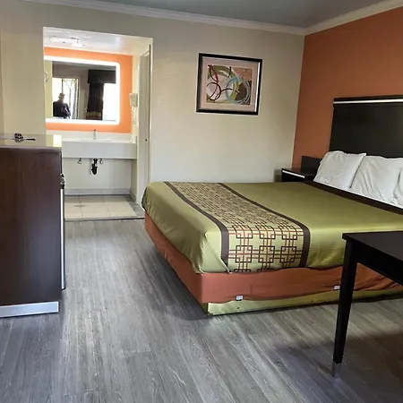 Rivera Inn & Suites Motel